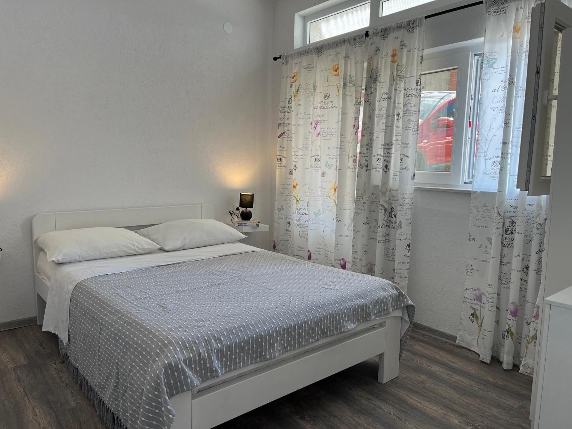 Apartment Makarska M&I, Free Private Parking Eksteriør bilde