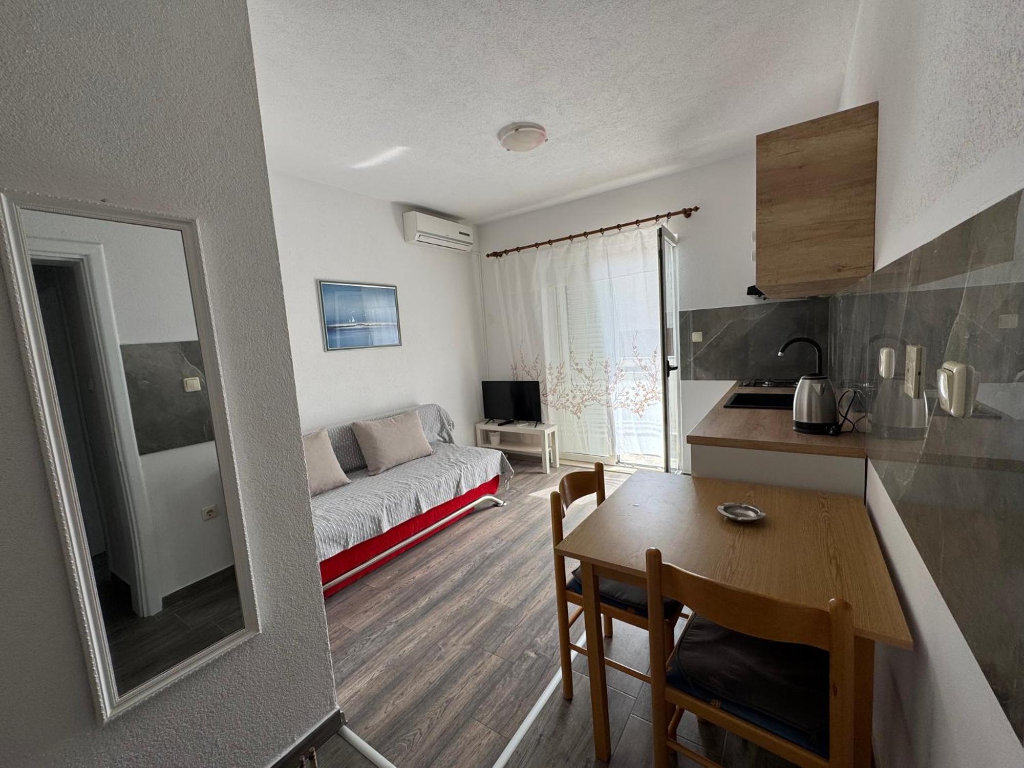 Apartment Makarska M&I, Free Private Parking Eksteriør bilde