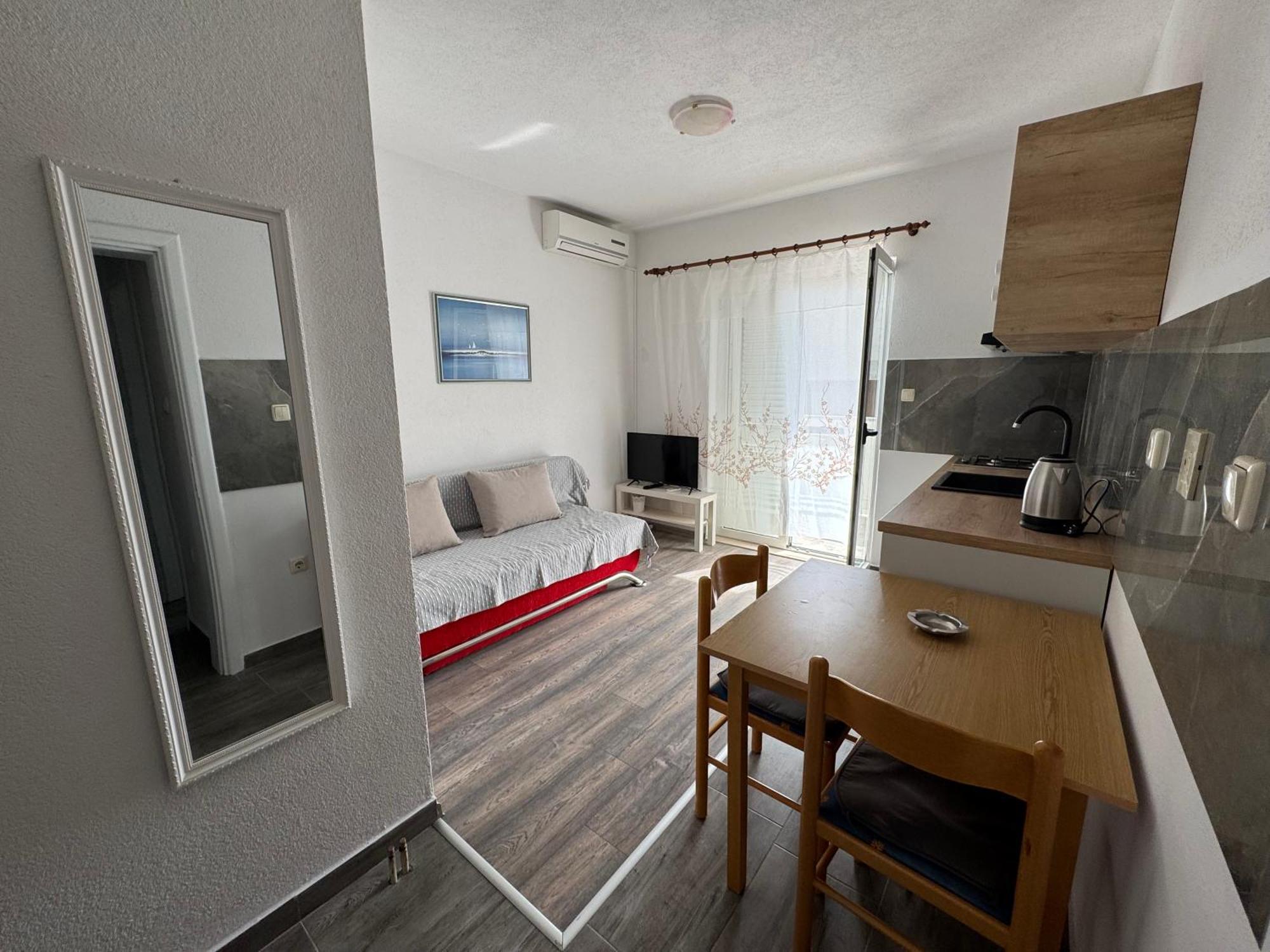 Apartment Makarska M&I, Free Private Parking Eksteriør bilde