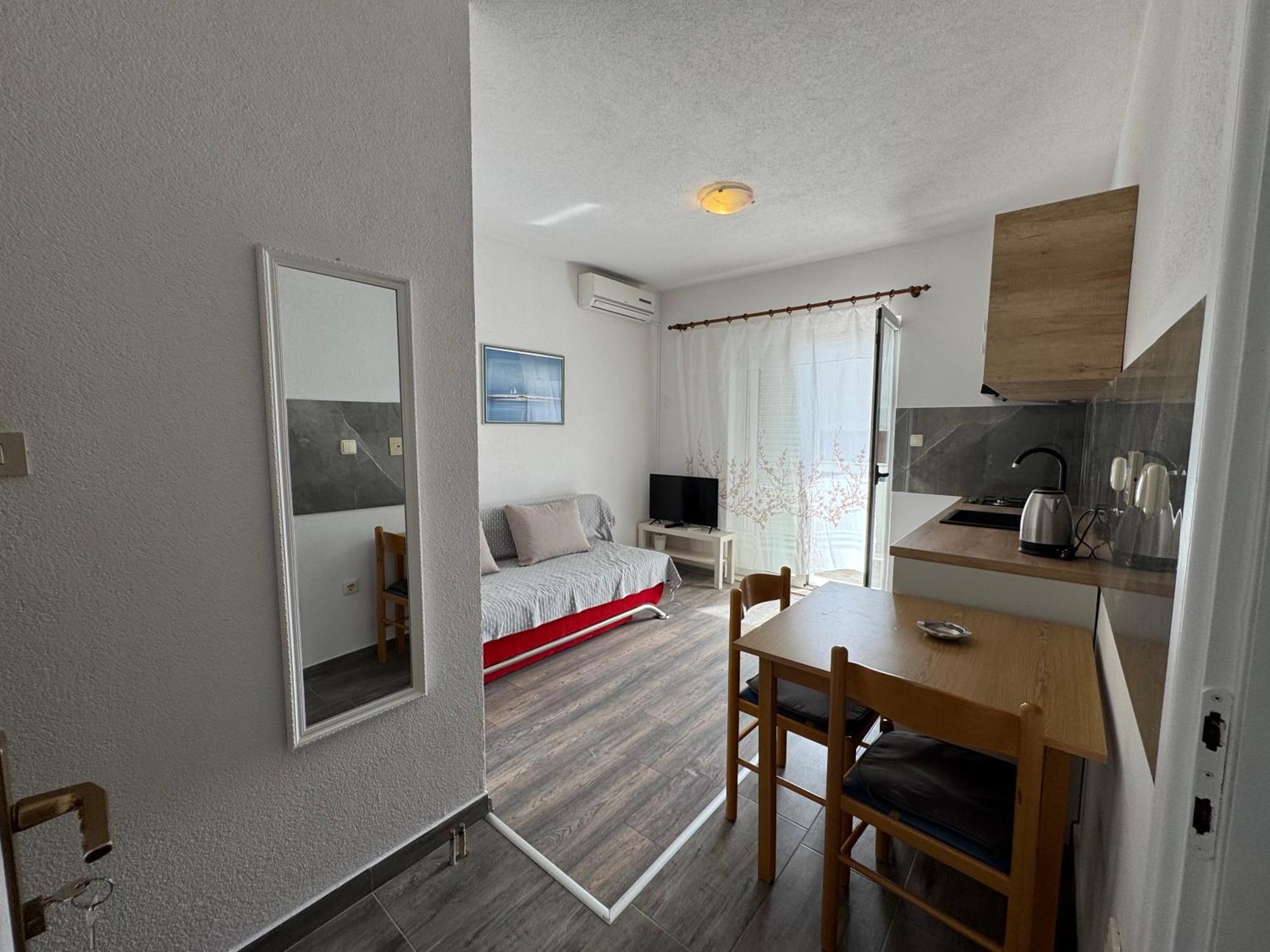 Apartment Makarska M&I, Free Private Parking Eksteriør bilde