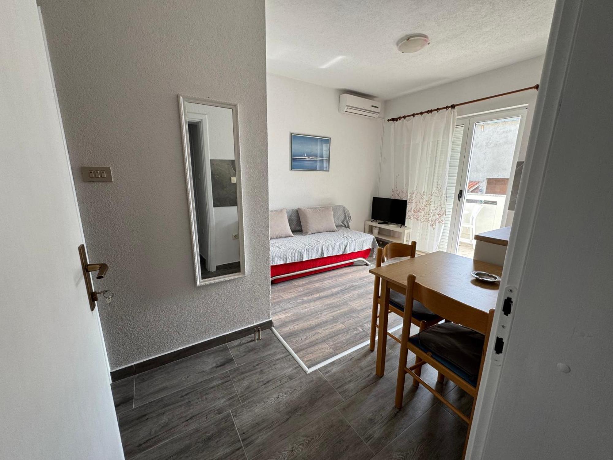Apartment Makarska M&I, Free Private Parking Eksteriør bilde