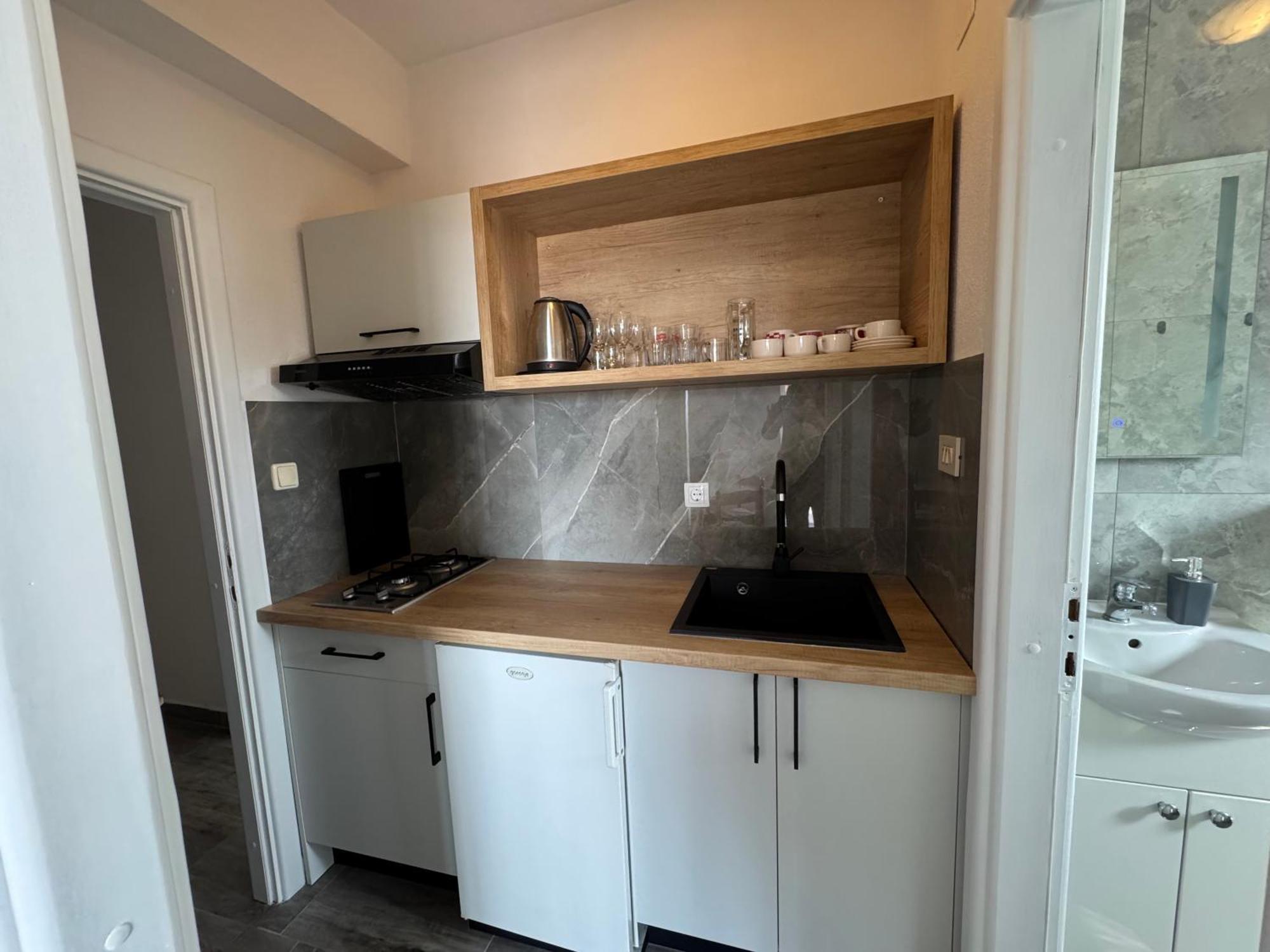 Apartment Makarska M&I, Free Private Parking Eksteriør bilde