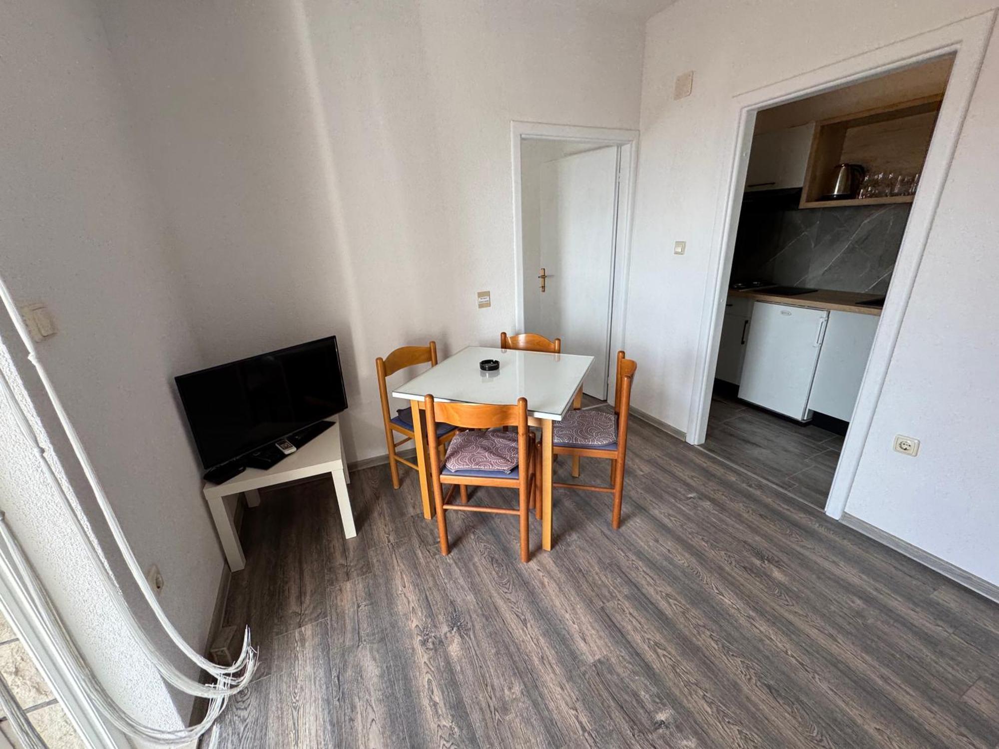 Apartment Makarska M&I, Free Private Parking Eksteriør bilde