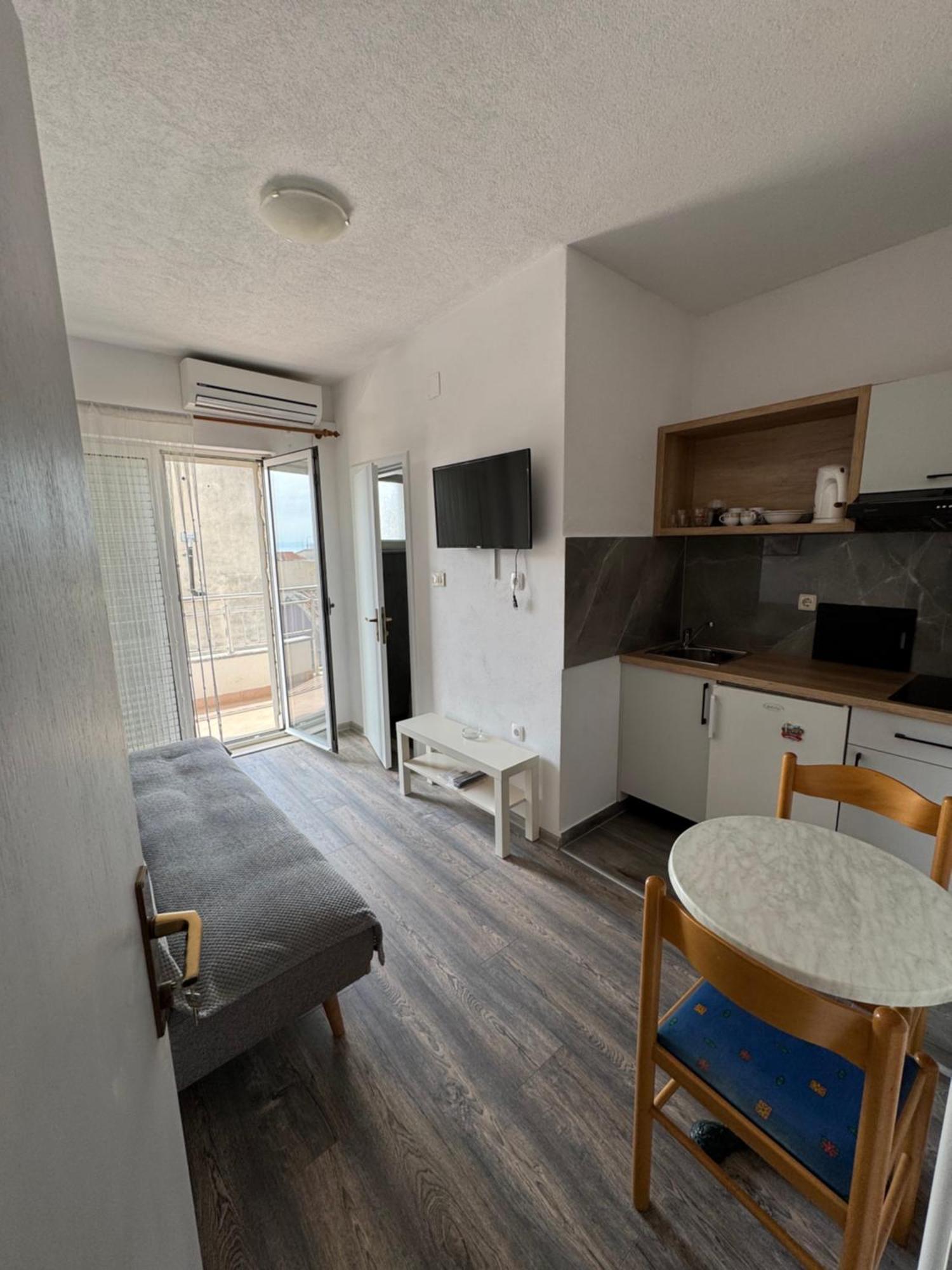 Apartment Makarska M&I, Free Private Parking Eksteriør bilde